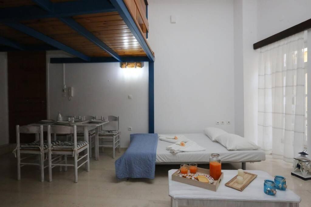Lignum Apartment Ermoupoli Ngoại thất bức ảnh