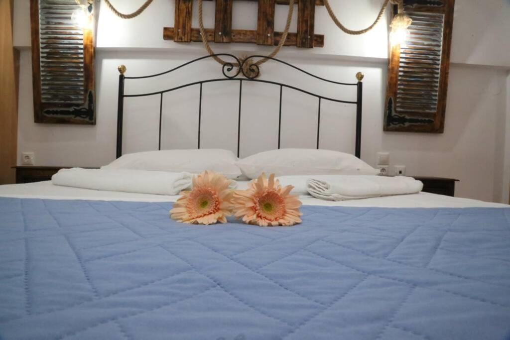 Lignum Apartment Ermoupoli Ngoại thất bức ảnh
